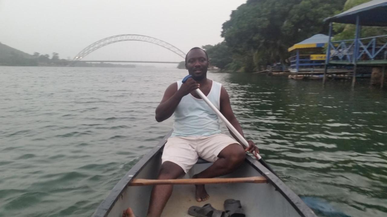 Aylos Bay Hotel Akosombo Exterior photo